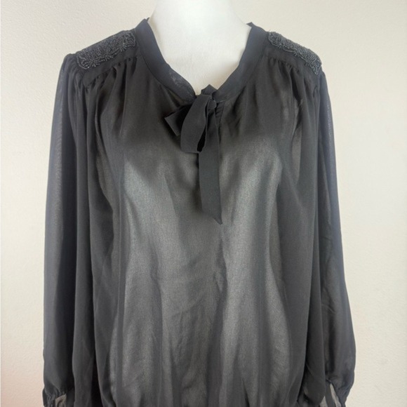 A.N.A Women’s Black‎ Sheer Blouse XL Tie Neck Long Sleeve Lightweight Size XL - Picture 3 of 11